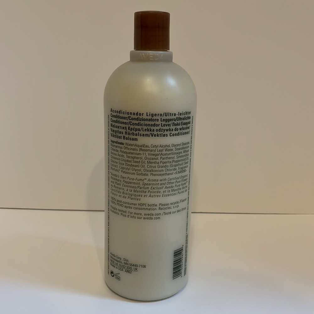AVEDA Rosemary Mint Conditioner - Picture 3 of 7